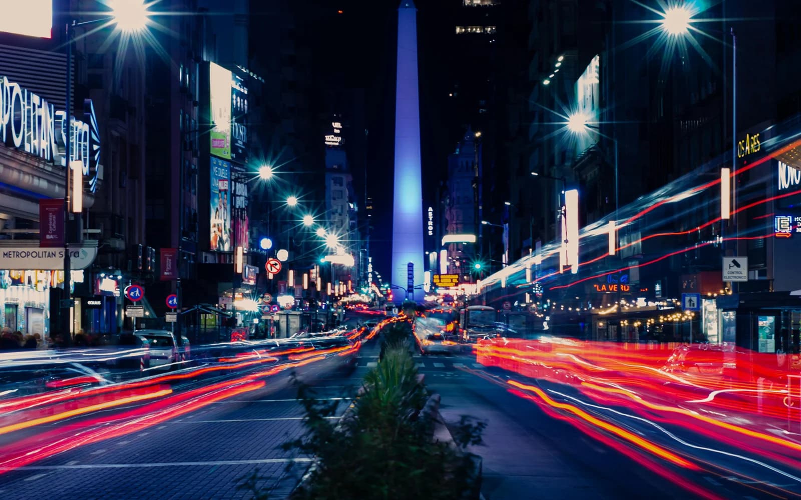 以 Microsoft 整合資安堆疊強化企業安全